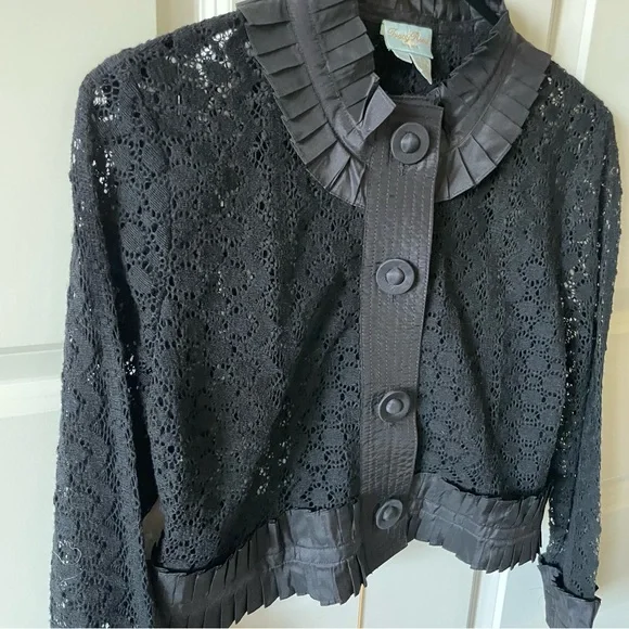 Tracy Reese Black Lace Ruffle Cropped Button Front Blazer Jacket Size Large - Picture 2 of 9
